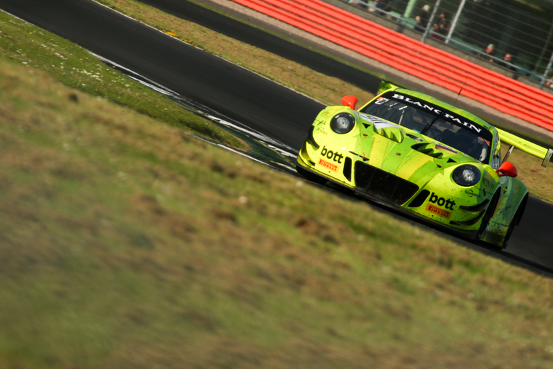 Illustration for article titled Blancpain GT Photos from Silverstone